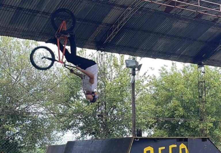 bmx2