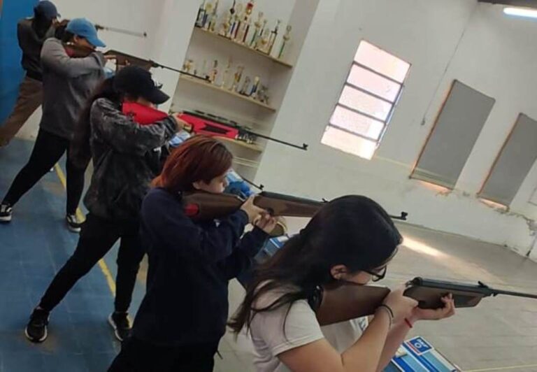 tiro escolar